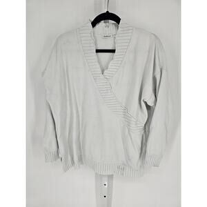 Textures Women's Long Sleeve White V-neck Ribbed Sweater Size 1